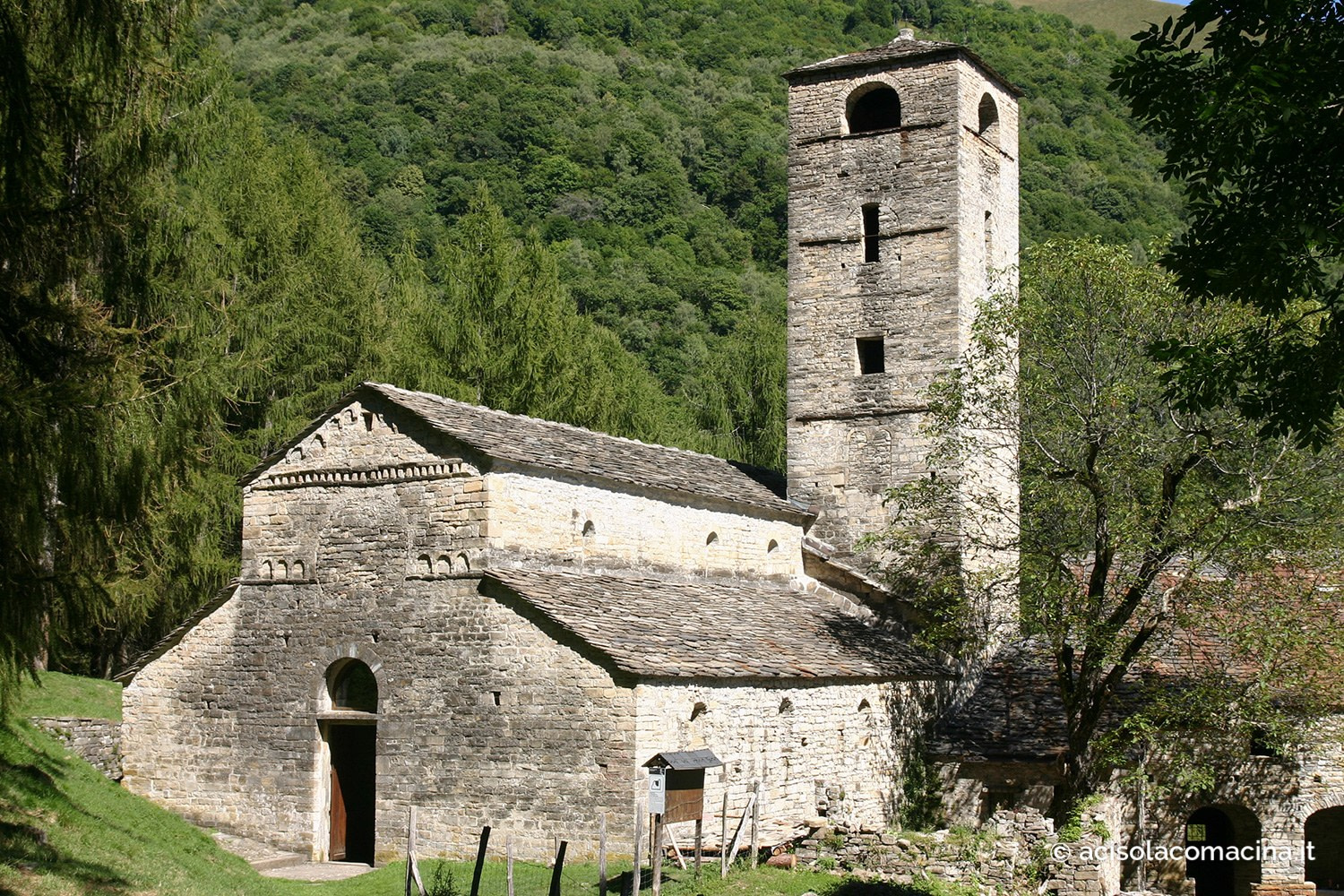 Abbazia di San Benedetto in Val Perlana, Lago di Como